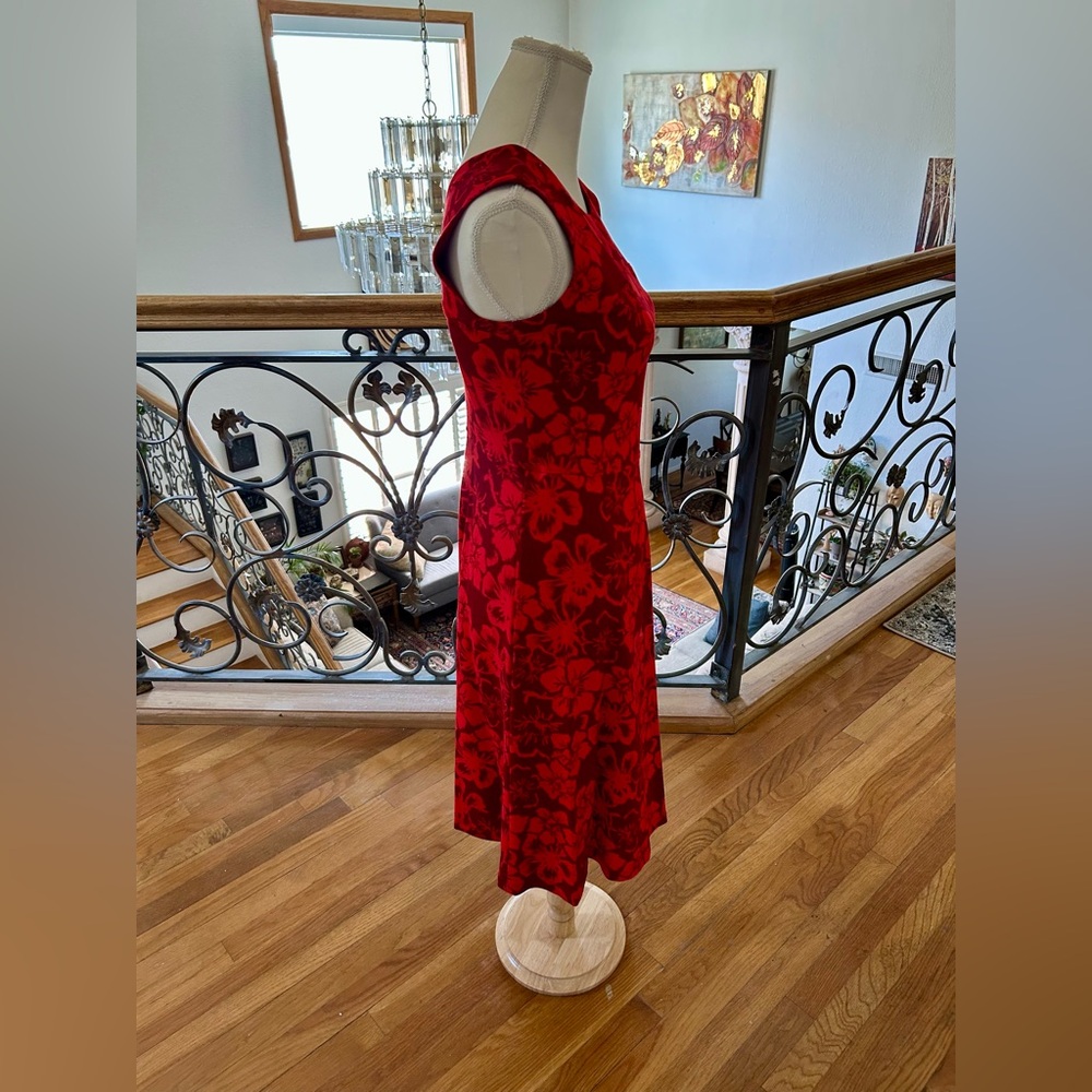 Lands’ End Red Rose Midi Dress in Women’s Size 4 NWOT - Picture 3 of 7